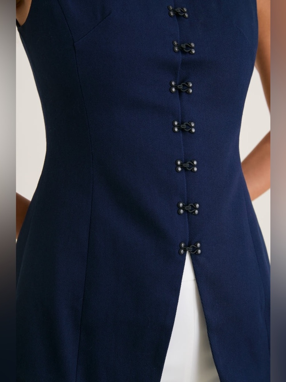 Tuckernuck Cotton Twill Duke Top Navy Size 6 - Picture 3 of 12